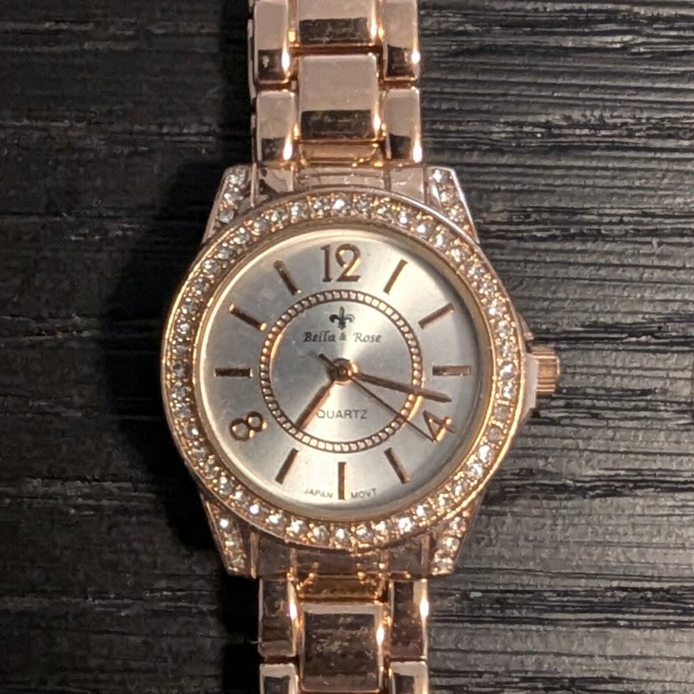 Bella & rose women's Quartz analog watch rose gold